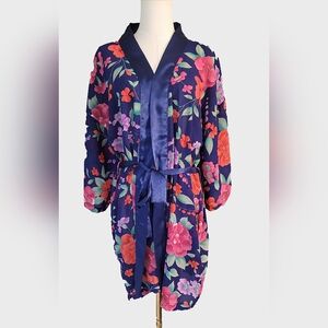 Victoria’s Secret Vintage1990gold Tag‎   Vibrant Floral Satin Robe